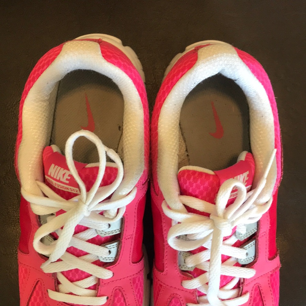 Nike pink dual fusion ST2 sneakers size 7Y - Picture 4 of 8